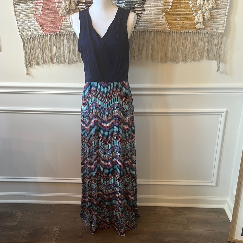 Gilli Elegant Navy and Multicolor Maxi Dress